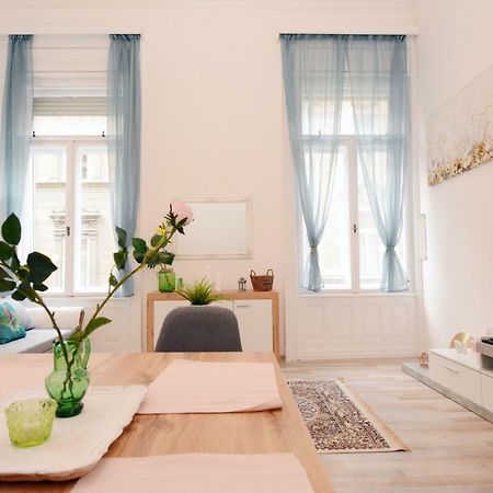 Lillybeth City Center Apartments Budapest Kültér fotó