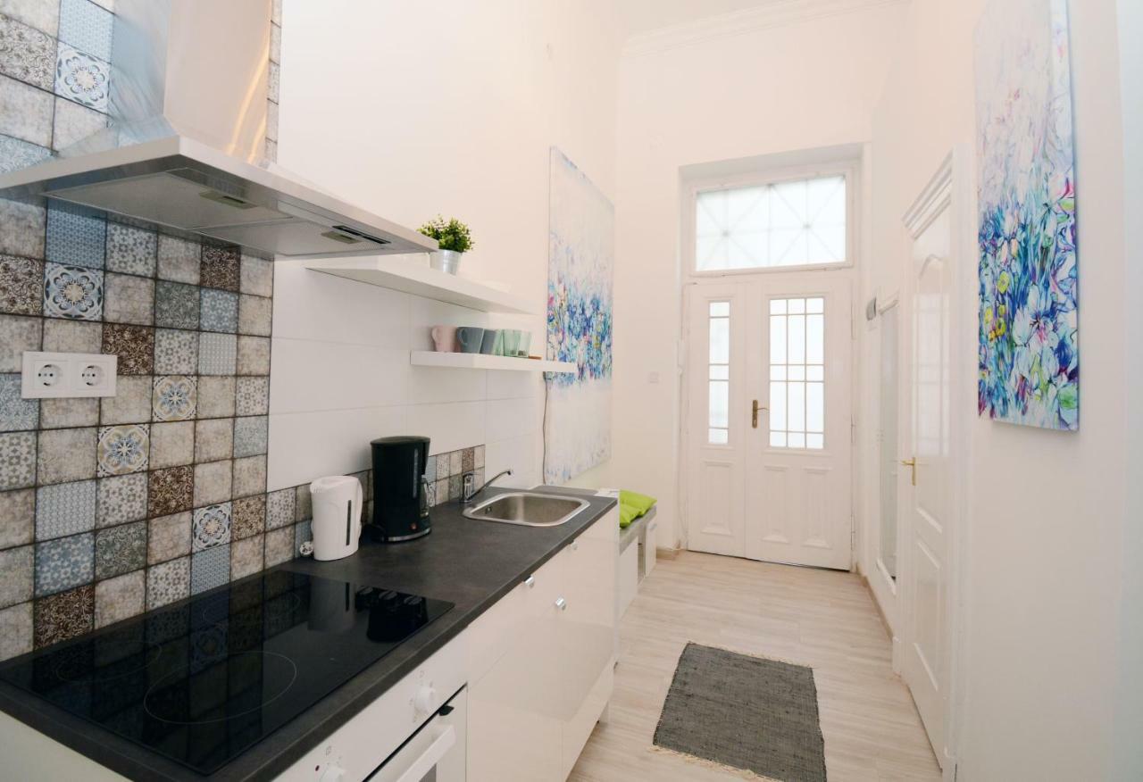 Lillybeth City Center Apartments Budapest Kültér fotó