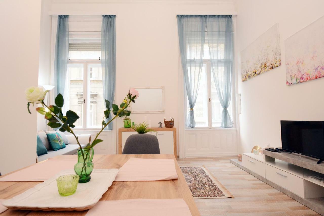 Lillybeth City Center Apartments Budapest Kültér fotó
