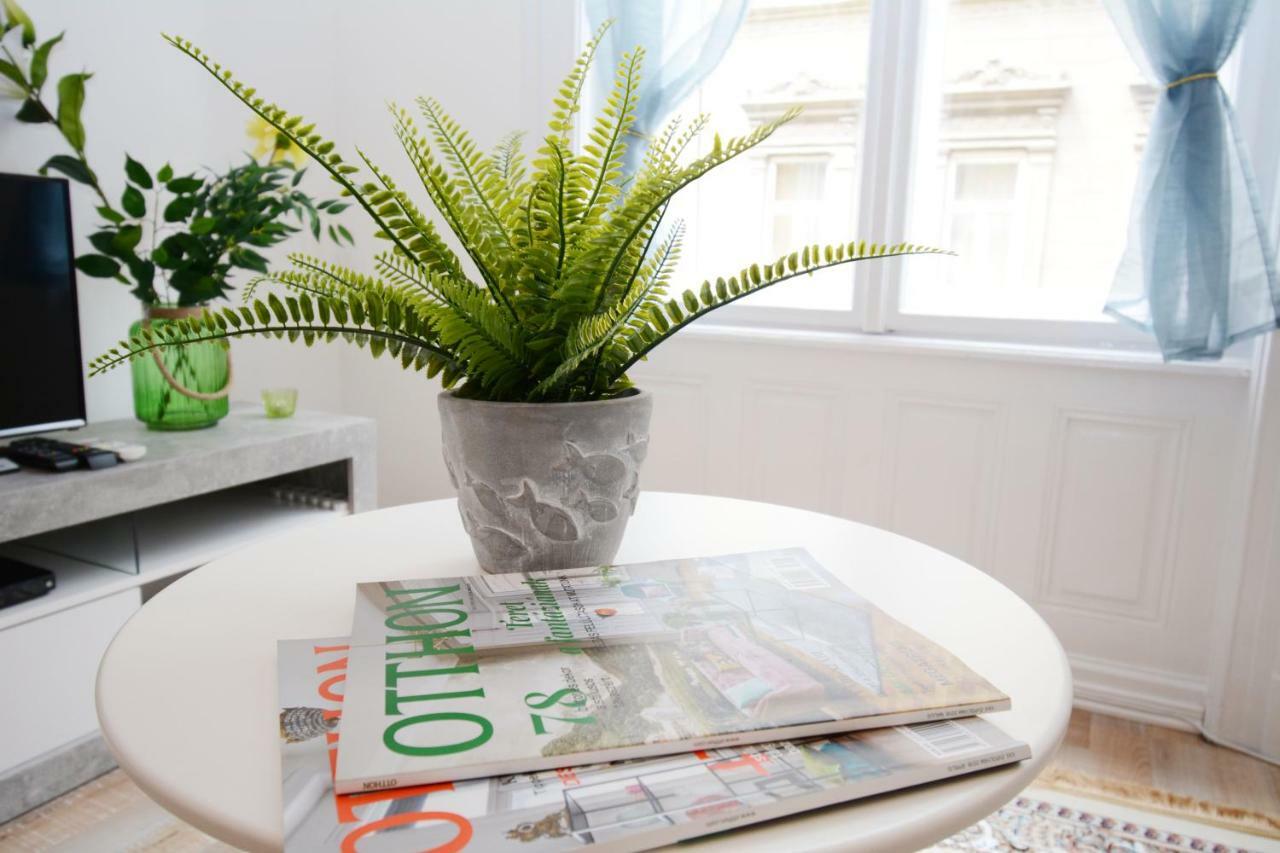 Lillybeth City Center Apartments Budapest Kültér fotó