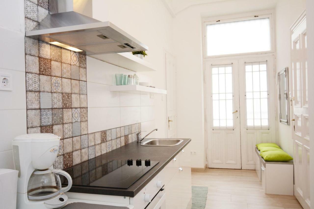 Lillybeth City Center Apartments Budapest Kültér fotó